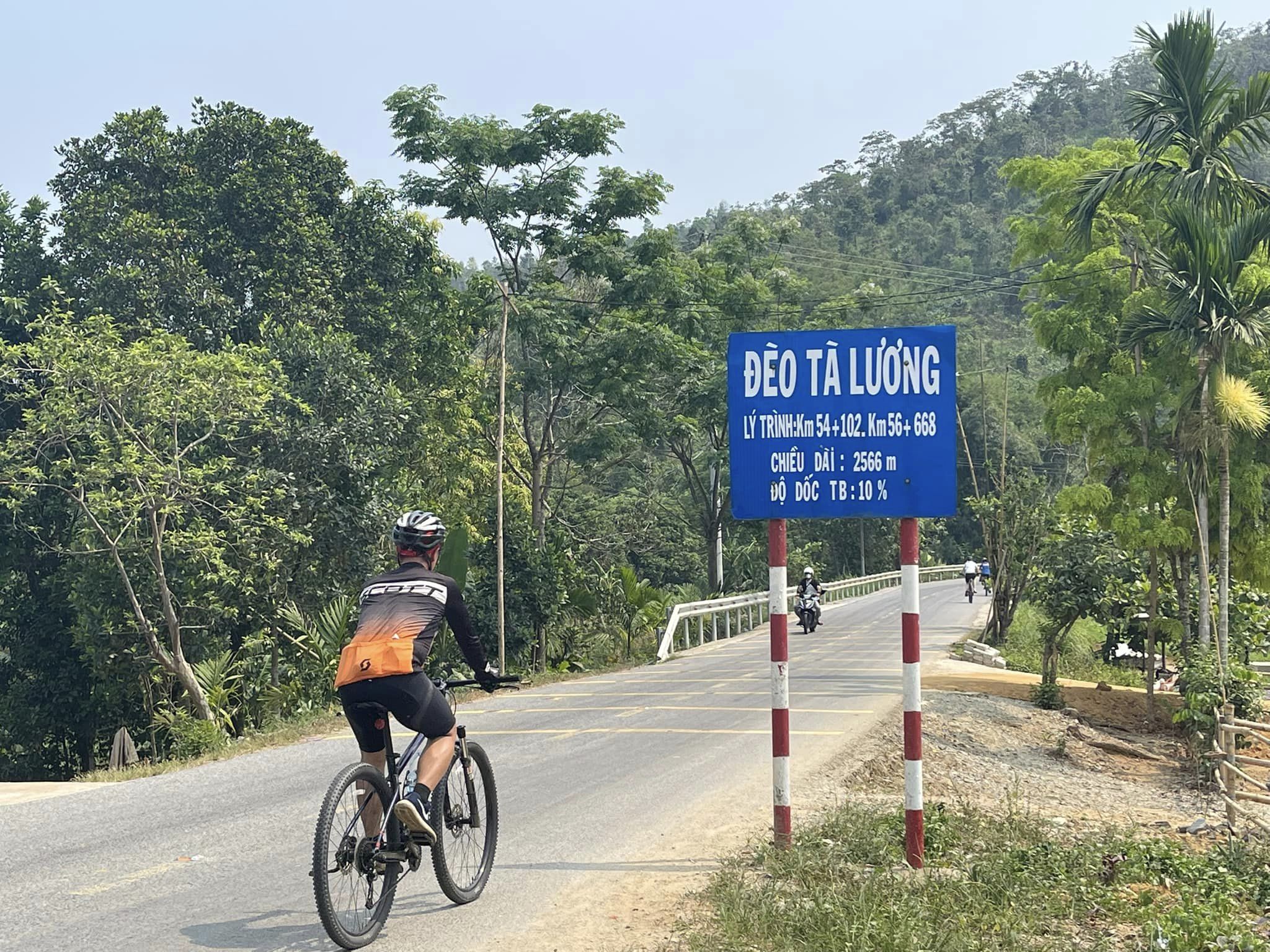 Mai Chau Bike Ride 3 Days